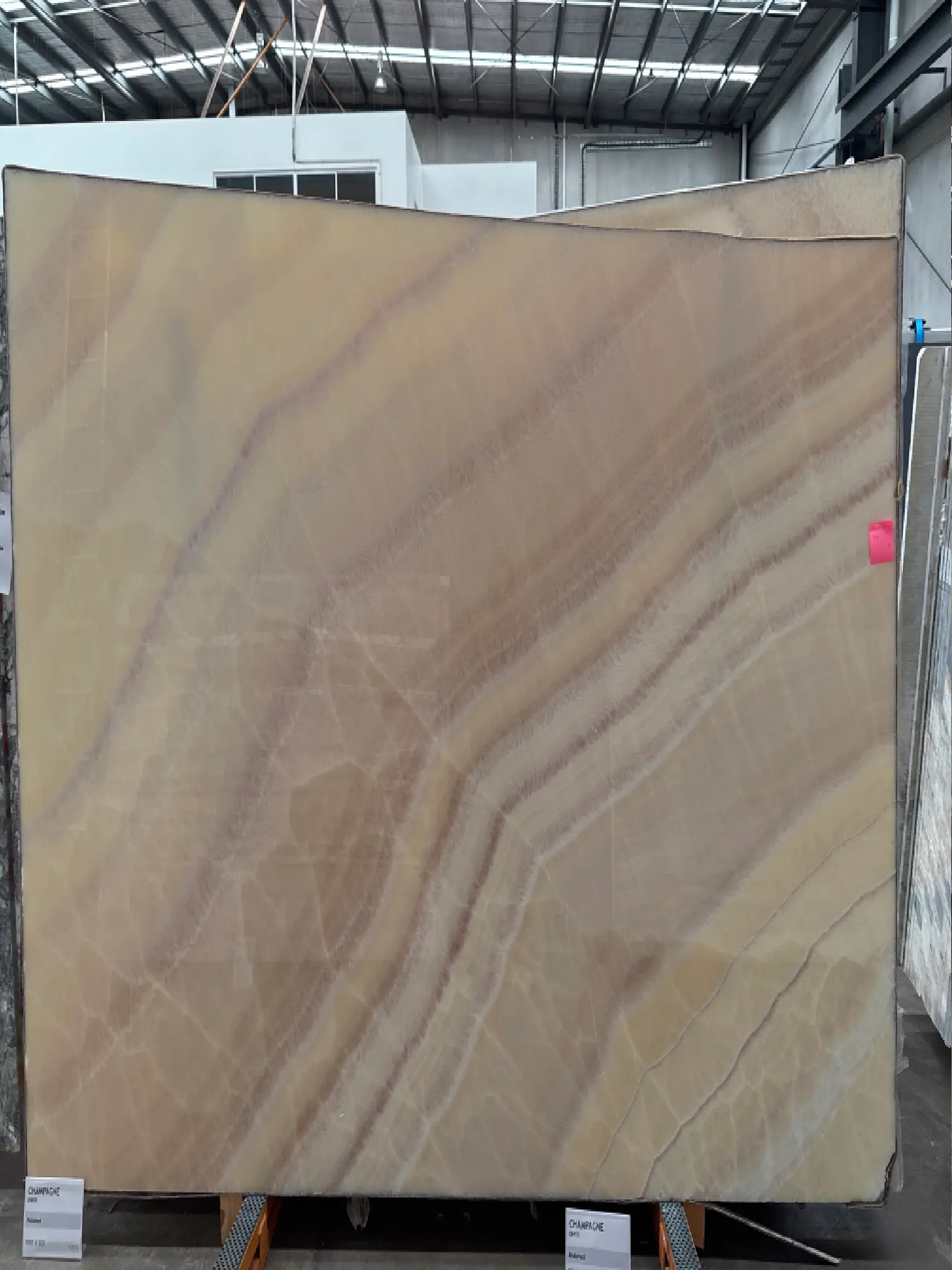 Champagne Onyx